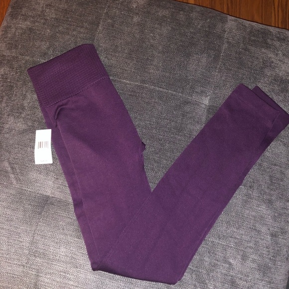 Plum fleece lined leggings size S/M NWT - Picture 1 of 4